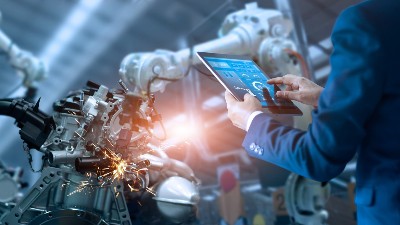 高效、穩(wěn)定、智能丨靈科激光塑料焊接機引領(lǐng)技術(shù)風潮